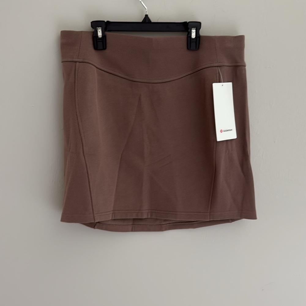 Lululemon Scuba High-Rise Mini Skirt - Picture 6 of 8